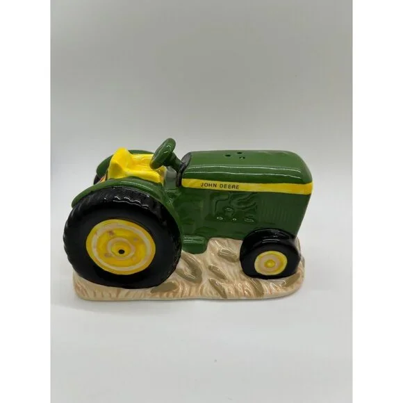 John Deere Tractor  Salt and Pepper  Shakers John Deere Green Farm House Country - Picture 7 of 13